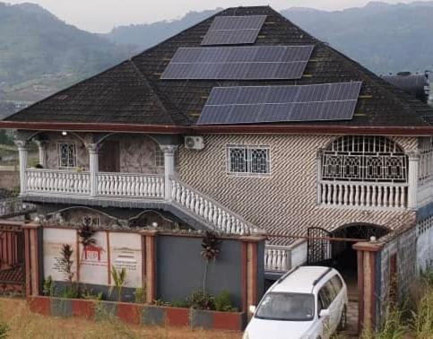 Caroline Trail Vila Freetown Exterior foto
